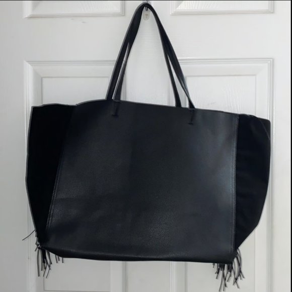 Victoria’s Secret faux leather black tote bag, shoulder bag, carrying travel bag - Picture 5 of 6